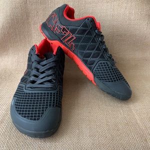 Reebok CF74 in Black/Red